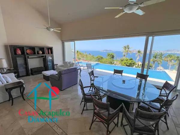 Casa con terraza con vista a la bahía de Acapulco, palapa, alberca y jacuzzi Casa con terraza con vista a la bahía de Acapulco, palapa, alberca y jacuzzi
