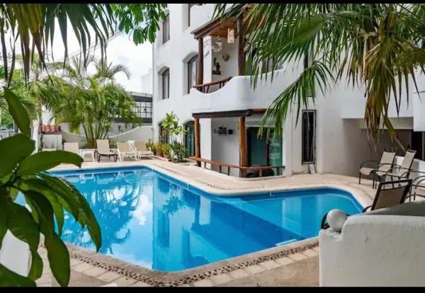 Departamento amueblado en venta en Playa del Carmen a 25 pasos de la 5a. avenida Departamento amueblado en venta en Playa del Carmen a 25 pasos de la 5a. avenida