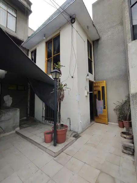 Casa en venta de 3 Recámaras en Unidad Vicente Guerrero, Iztapalapa