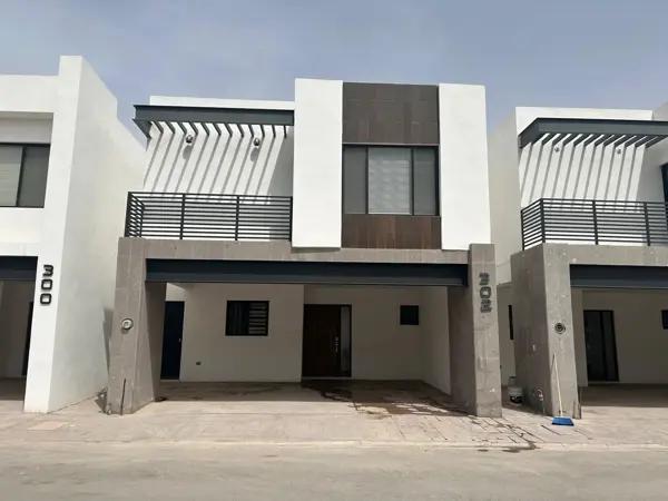 Casa en Venta en Quinta del Palmar, Zona Viñedos, Torreón Casa en Venta en Quinta del Palmar, Zona Viñedos, Torreón