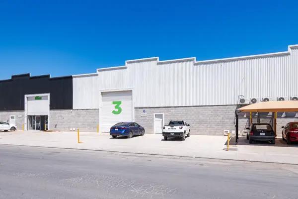 Bodega en Renta Cerca de Alsuper Las Etnias, Torreón