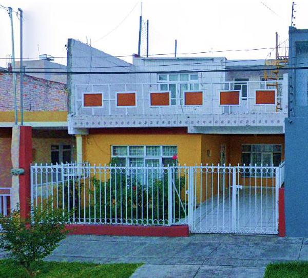 EXCELENTE OPORTUNIDAD CASA EN VENTA DE RECUPERACION BANCARIA.