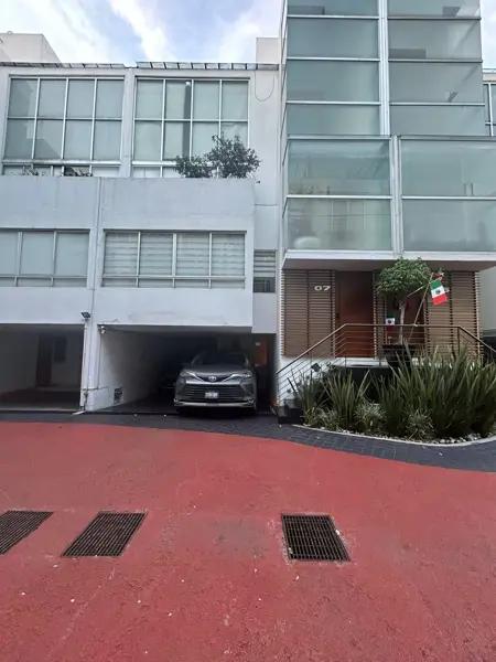 Casa en Venta en Privada Vista Hermosa – Roof Garden, 3 Niveles y Seguridad 24/7 en Benito Juárez