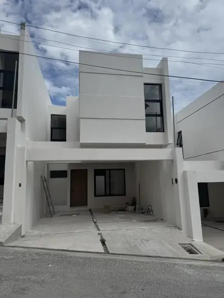Oportunidad de residencia nueva de 3 habitaciones cerca de plaza las  Américas