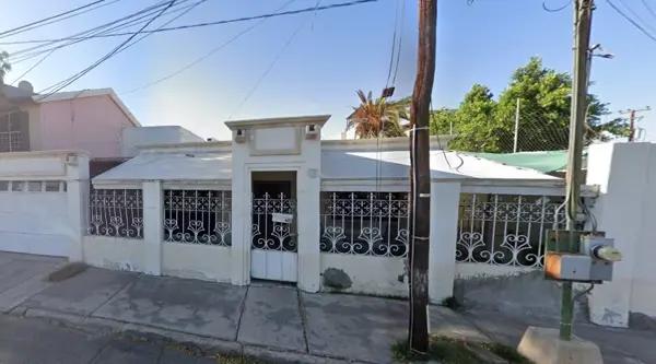 CASA EN VENTA  COL LAS FUENTES  MEXICALI BC MA