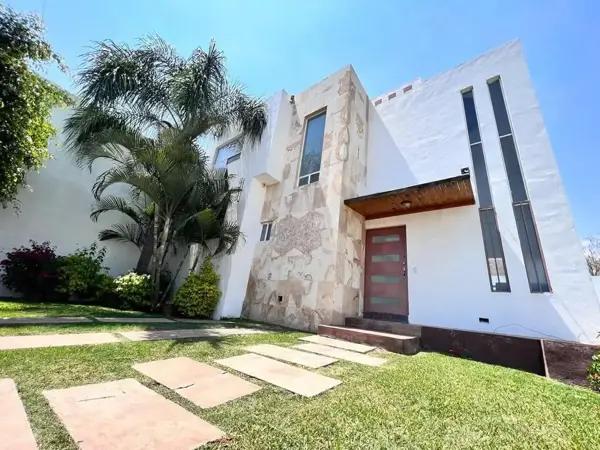 Casa en venta en Real de Oaxtepec, Yautepec, Morelos Casa en venta en Real de Oaxtepec, Yautepec, Morelos