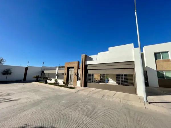 Casa en venta en La Coruña Residencial Almar, Hermosillo, Sonora Casa en venta en La Coruña Residencial Almar, Hermosillo, Sonora