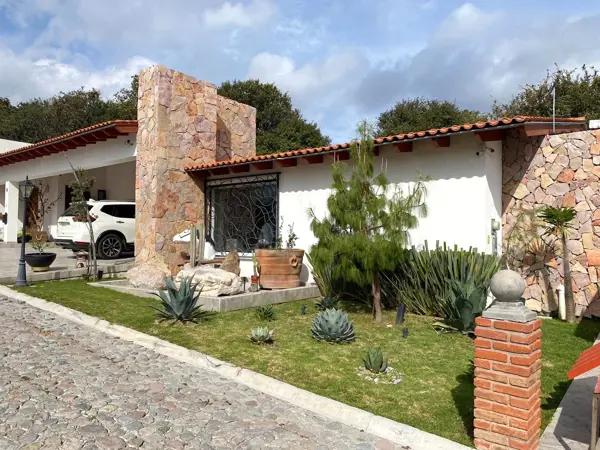 CASA EN VENTA DE UNA SOLA PLANTA EN QUINTAS ECUESTRES, HARAS DEL BOSQUE, PUEBLA. CASA EN VENTA DE UNA SOLA PLANTA EN QUINTAS ECUESTRES, HARAS DEL BOSQUE, PUEBLA.