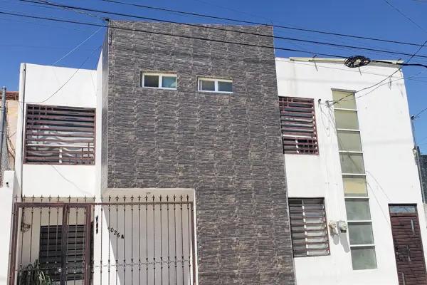 Consultorio en RENTA cerca de Sendero Sur