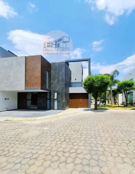 Casa en venta en Lomas de Angelópolis, San Andrés Cholula, Puebla