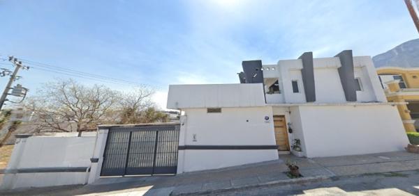 CASA EN RECUPERACIÓN BANCARIA EN CERRADA CÁDIZ No. 146 CERRADA CUMBRES, MONTERREY NUEVO LEÓN.