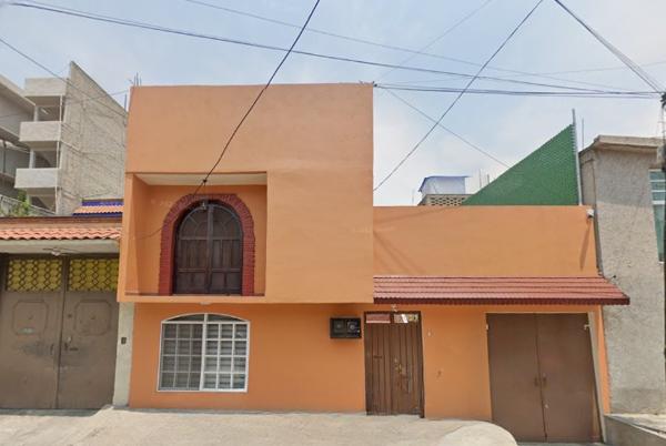 CASA EN VENTAS EN SAN MACARIO No. 39 PEDREGAL DE SANTA ÚRSULA, COYOACÁN CDMX. RT CASA EN VENTAS EN SAN MACARIO No. 39 PEDREGAL DE SANTA ÚRSULA, COYOACÁN CDMX. RT