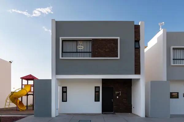 Casa en venta rumbo a Senderos, con 3 recamaras
