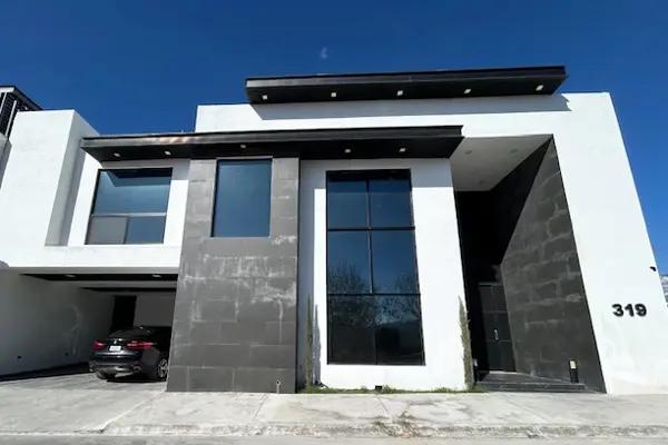 Casa en Venta en Residencial Torrealta