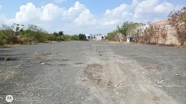 TERRENO 5200 M2 EN RENTA PARCIAL O TOTAL PARA PATIO DE MANIOBRAS AREA COCA COLA