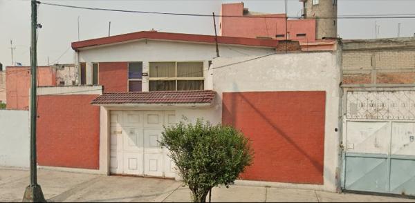 CASA EN VENTA EN AV. TALISMAN TRES ESTRELLAS GAM ET