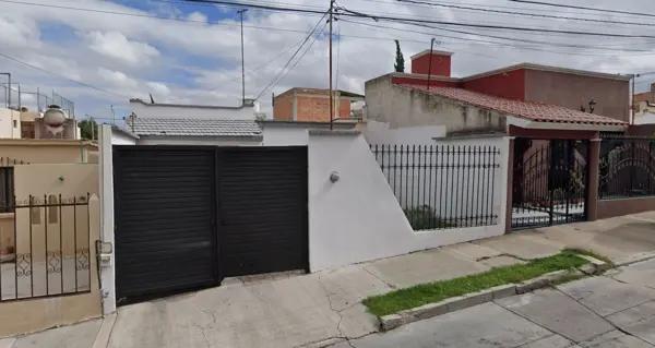 CASA EN VENTA EN COLINAS DEL RIO, AGUASCALIENTES, AGUASCALIENTES.