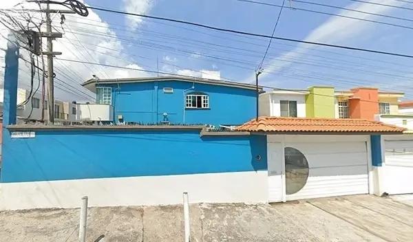 Casa en Venta en Boca del Río - Revolución, Bernal Díaz del Castillo Recuperación Bancaria