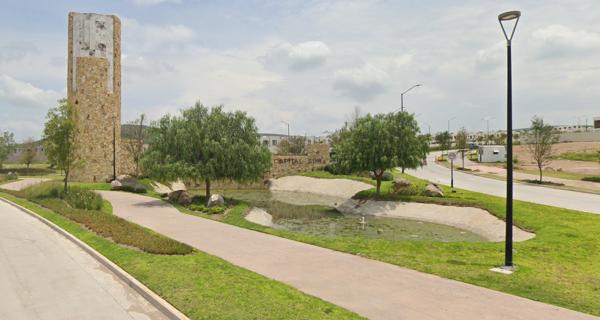 Casa en Fracc. Capital Sur Condominio El Marques Querétaro. SYP