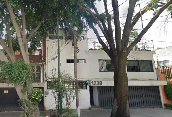 CASA EN VENTA ADOLFO PRIETO  COL. DEL VALLE BENITO JUÁREZ GERA