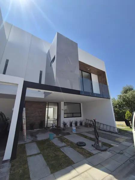Casa en venta en San Bernardino Tlaxcalancingo, San Andrés Cholula, Puebla