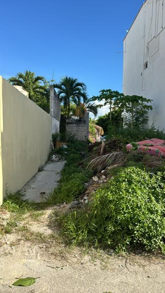 Terreno habitacional en venta en fraccionamiento Donceles, Quintana Roo Terreno habitacional en venta en fraccionamiento Donceles, Quintana Roo