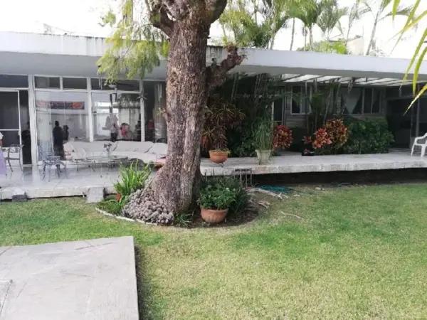 esidencia en Las palmas, con uso de suelo comercial esidencia en Las palmas, con uso de suelo comercial