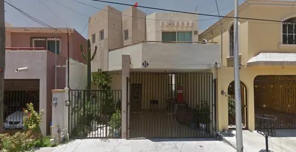CASA EN VENTA EN REAL DE ANÁHUAC, SAN NICOLÁS DE LOS GARZA, MONTERREY.