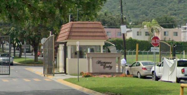 Casa Bosques del Contry Sector B-5 Guadalupe Nuevo León. SYP