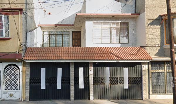CASA ADJUDICADA EN AV. 499 No. 133 EN SAN JUAN DE ARAGÓN VI SECCIÓN, GAM. MA