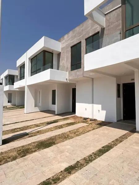 Casa en venta en Los Héroes Chalco, Chalco, México