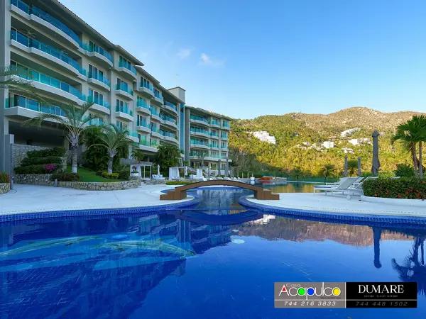 Apartamento en venta con club de playa y vista al mar en Pichilingue, Acapulco