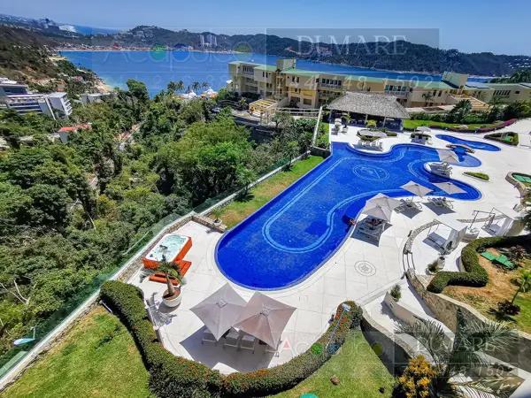 Venta de Departamento en Pichilingue, Acapulco: 4 Recámaras, 5 Baños
