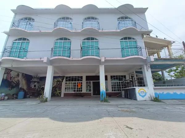 HOTEL CON PISCINA EN VENTA EN TECOLUTLA, VERACRUZ