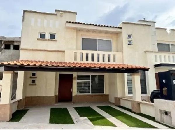 Casa en renta,  amueblada, Bosques del Paraiso, Jesús María, Aguascalientes.