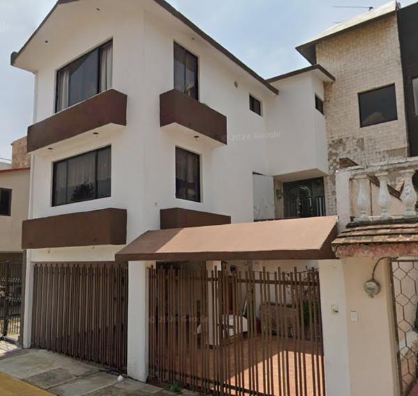 CASA EN VENTA LOMAS VERDES 3A.SECC. NAUCALPAN DE JUAREZ, EDO. DE MEX. RT