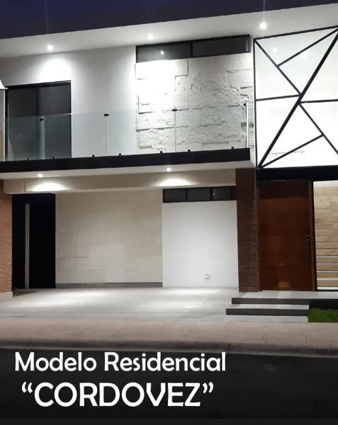 CASA EN VENTA EN RESIDENCIAL SENDEROS