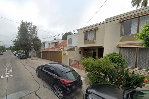 CASA EN VENTA EN LA ESTANCIA, ZAPOPAN-JAL