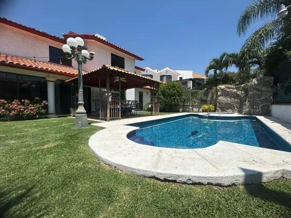 Casa en venta en Lomas de Cocoyoc Casa en venta en Lomas de Cocoyoc