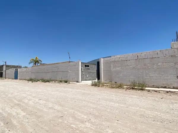 Bodega Comercial en Venta en Lerdo, Del Valle, Durango - Amplio Espacio con Excelente Ubicación Bodega Comercial en Venta en Lerdo, Del Valle, Durango - Amplio Espacio con Excelente Ubicación