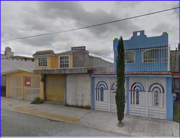 Venta de Casa en Conjunto Urbano Villas Santín en Toluca Venta de Casa en Conjunto Urbano Villas Santín en Toluca