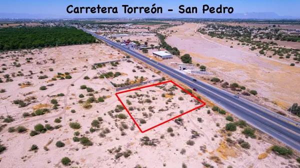 TERRENO A PIE DE CARRETERA POR AUTOPISTA TORREÓN - SAN PEDRO