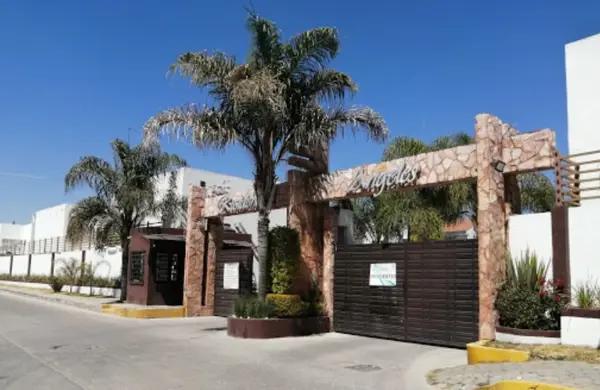 CASA EN VENTA EN SAN JUAN CUAUTLANCINGO