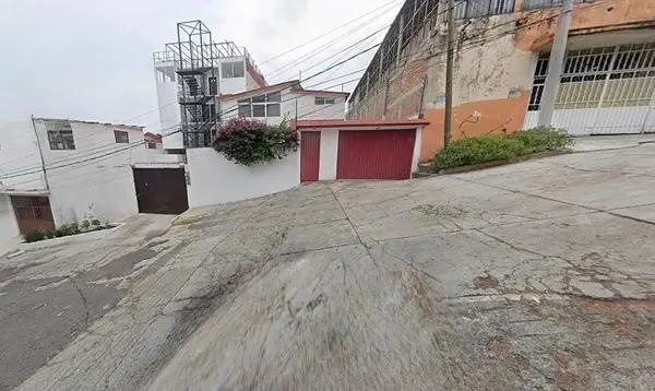 CASA EN VENTA EN LOMAS OCCIPACO ET