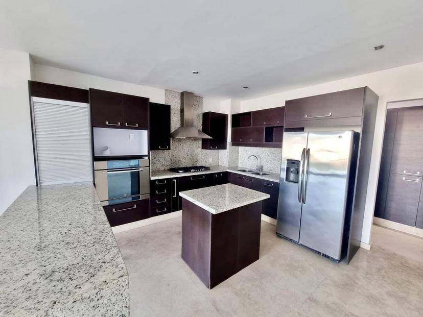 Foto 0 de Departamento en venta en Marina Brisas, Acapulco de Juárez, Guerrero | Id mx25-bp10027