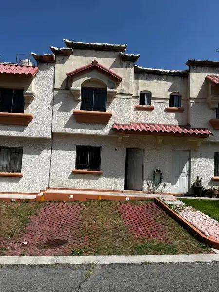 CASA EN VENTA EN VILLA DEL REAL, REMATE HIPOTECARIO ENTREGA INMEDIATA RT