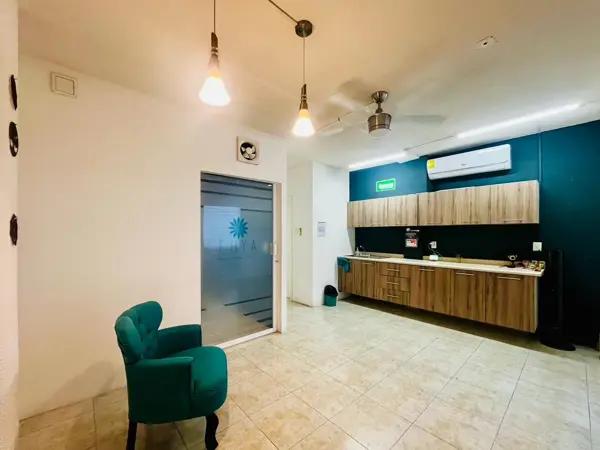 Local en Planta Alta en Plaza Comercial  Pueblito