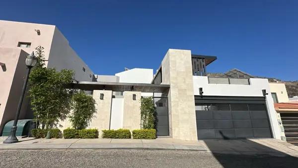 Casa en venta en Del Pedregal Privadas Residenciales, Hermosillo, Sonora Casa en venta en Del Pedregal Privadas Residenciales, Hermosillo, Sonora