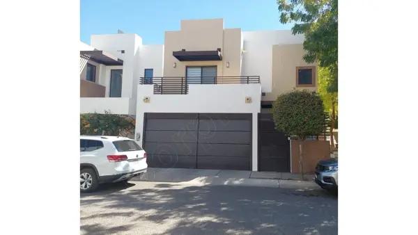 Casa en venta en Alta Firenze Residencial, Hermosillo, Sonora Casa en venta en Alta Firenze Residencial, Hermosillo, Sonora