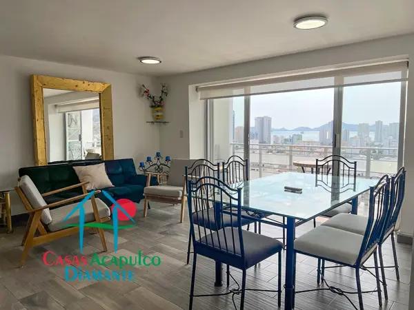 Departamento en renta mensual y vacacional con terraza, vista a la ciudad y excelente ventilación